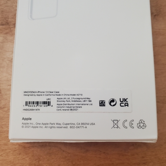 Apple iPhone 13 Clear Case with Magsafe - Picture 6 of 6